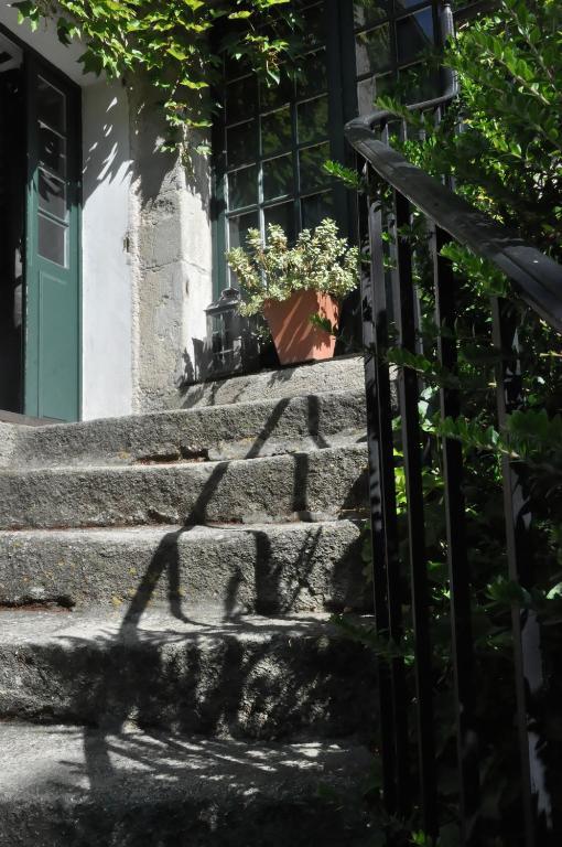 La Demeure Bed & Breakfast Eyguières Dış mekan fotoğraf